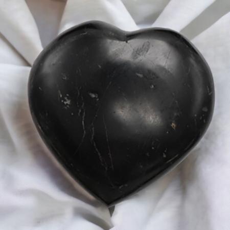 Coeur tourmaline noire Madagascar A 60-70mm