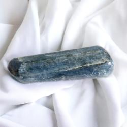 Cyanite ou disthène Brésil A (pierre roulée)