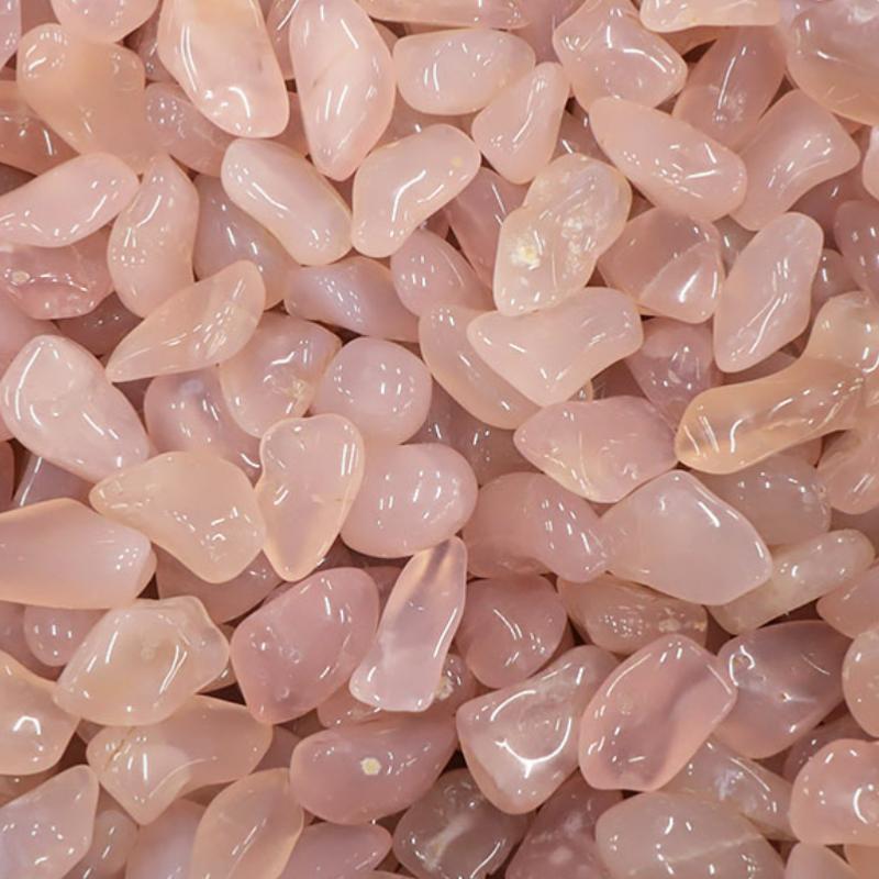 Calcédoine rose Etats-Unis AA+ (pierre roulée)