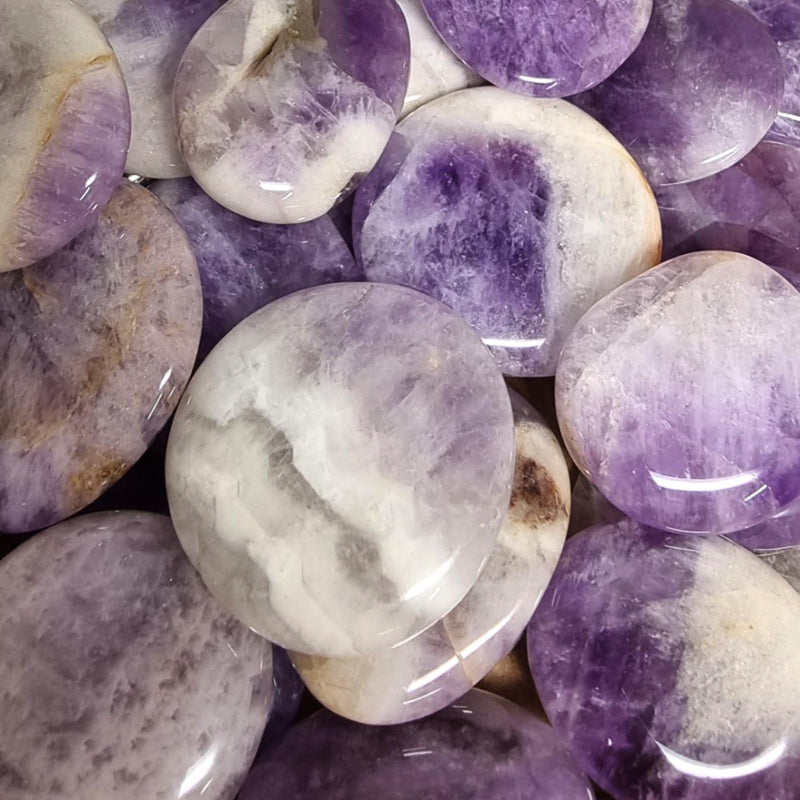 Chevron or banded amethyst pebble Brazil A