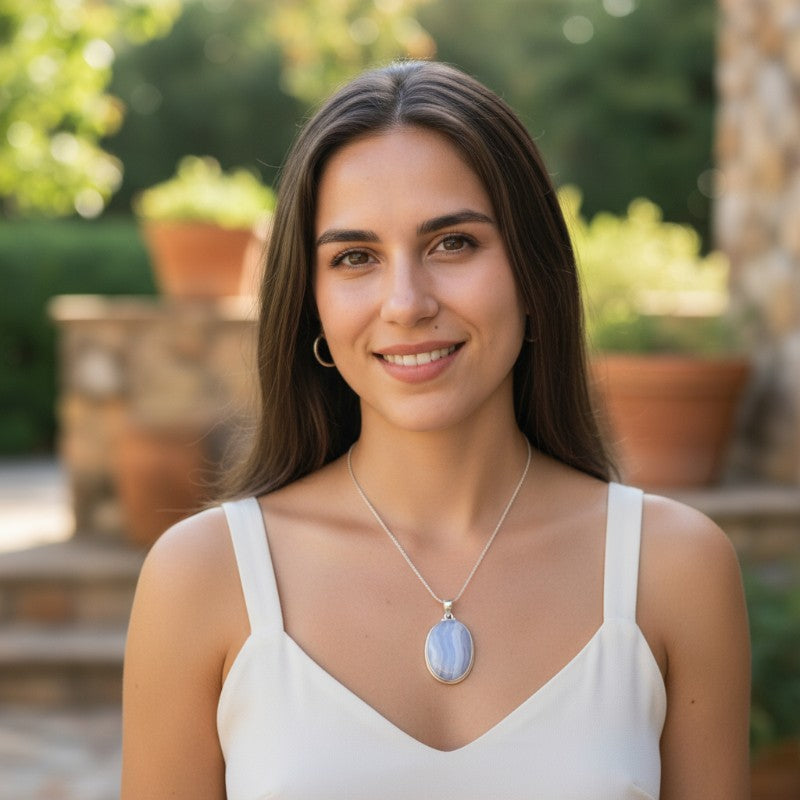 Namibia blue chalcedony pendant AAA silver 925