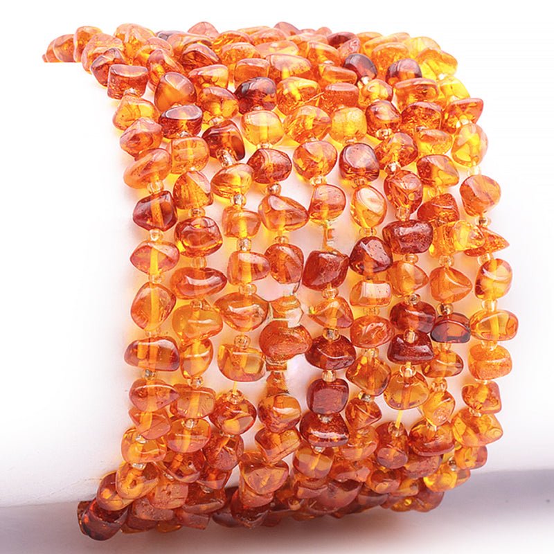 Bracelet ambre cognac Lituanie A (forme naturelle 5 - 6mm) - La Boite à Cailloux