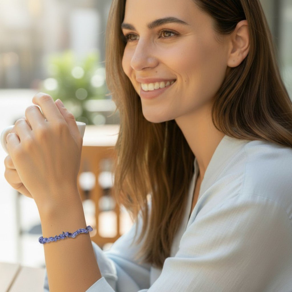Bracelet tanzanite AA (grains 5 - 7mm) - La Boite à Cailloux