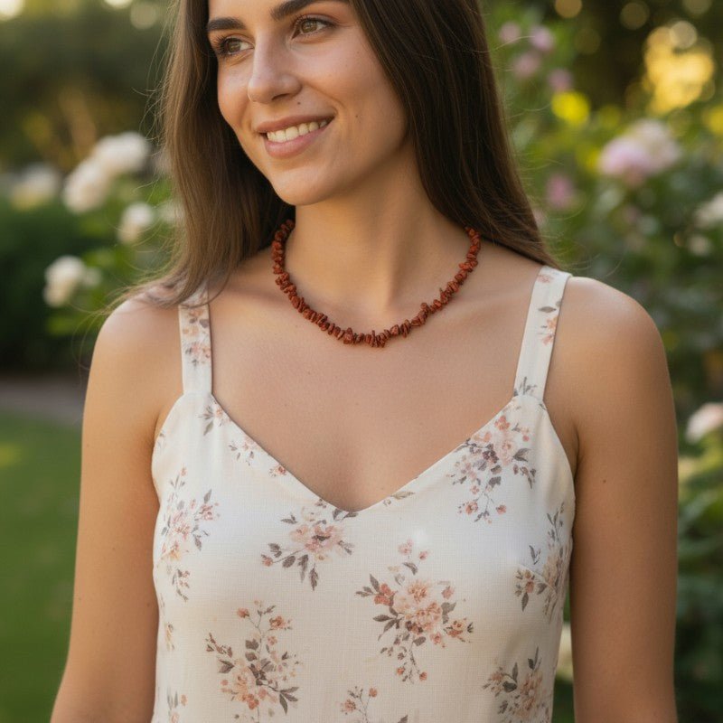 Collier jaspe rouge Afrique du Sud A (perles baroques) - 45cm - La Boite à Cailloux