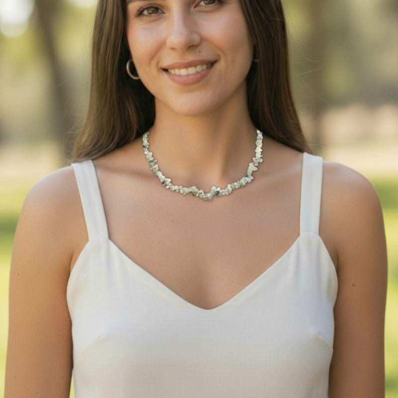 Collier prehnite Mali A (perles baroques) - 45 - 50cm - La Boite à Cailloux