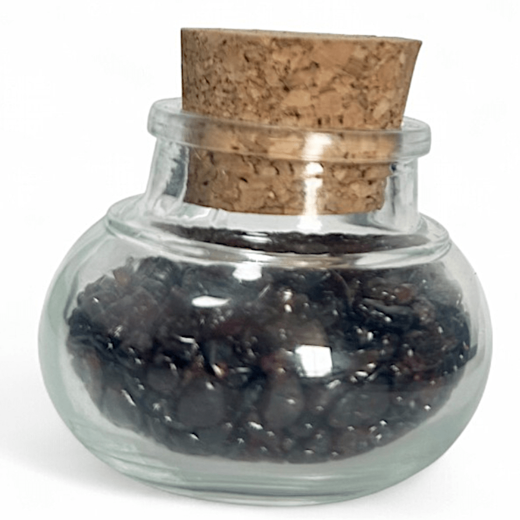 Flacon verre grenat rouge almandin Pakistan AA (mini - pierre roulée XXS) - La Boite à Cailloux