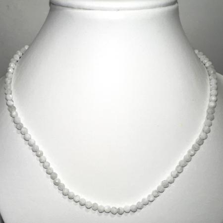 Collier pierre de lune arc en ciel (péristérite) perles facettées 45cm