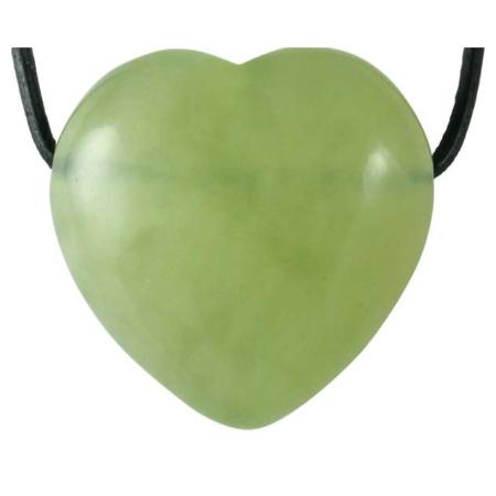 Coeur percé jade vert de Chine A cœur (30mm) + cordon 