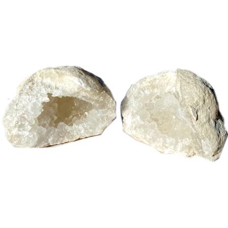 Paire de géodes de crIstal de roche Maroc (taille L) 80-120mm
