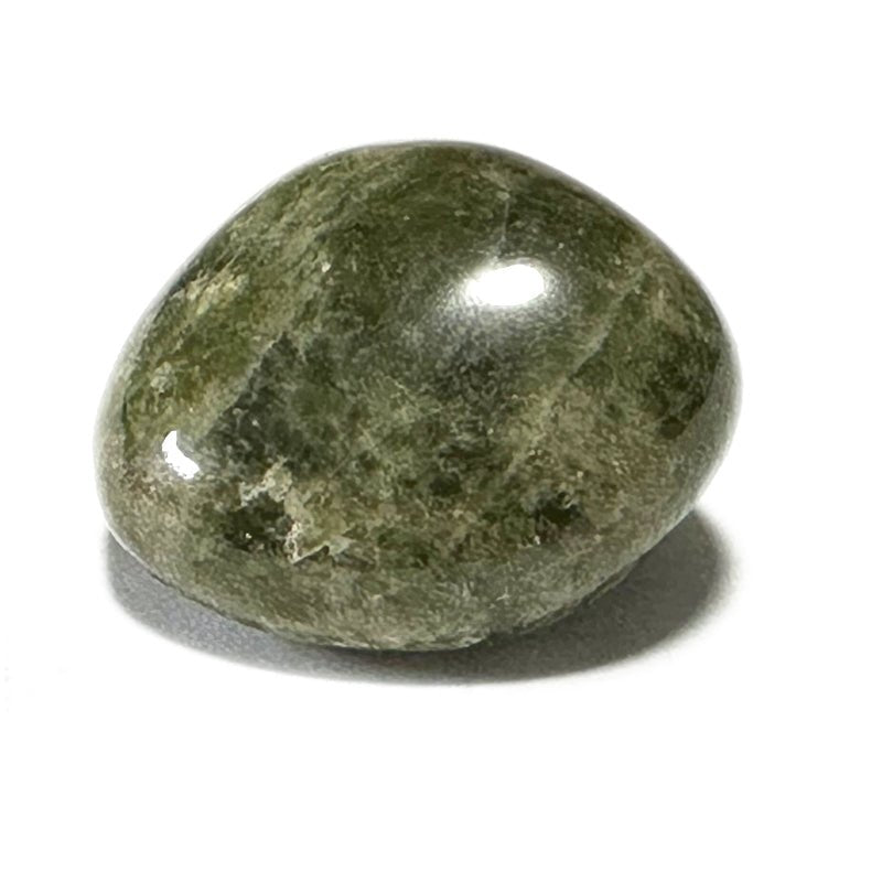 Vésuvianite - La Boite à Cailloux
