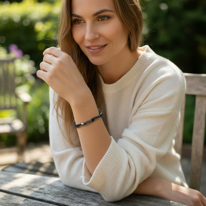 Canadá Una pulsera de hiperstena (granos de 5 a 7 mm)