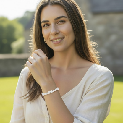 Rainbow moonstone bracelet India A (peristerite) grains 5-7mm