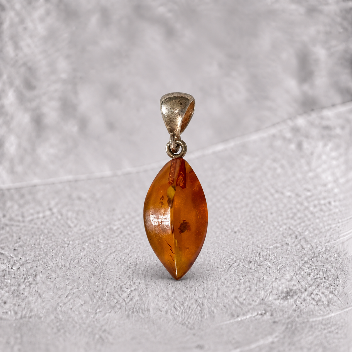 Pendentif ambre cognac Lituanie AA argent 925