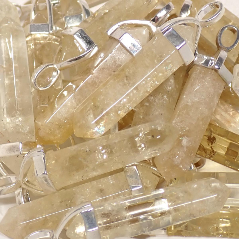 Pendentif pointe biterminée citrine naturelle Brésil A