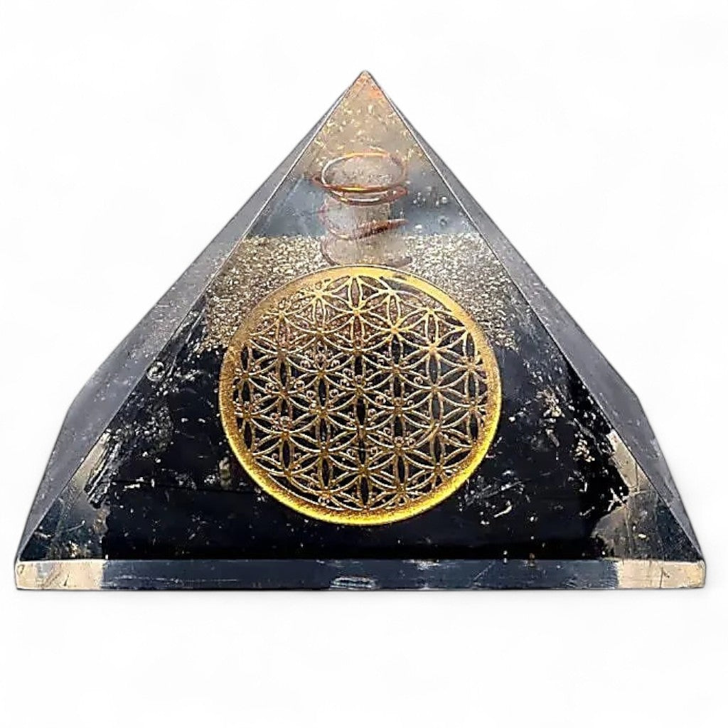 Pyramide orgonite tourmaline noire fleur de vie pointe de cristal (70mm)