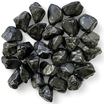 Espinela negra Sri Lanka A (piedra rodada)