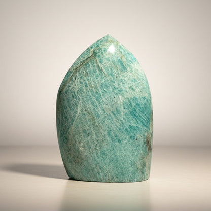 Amazonite Madagascar AA forme libre - 199g - La Boite à Cailloux