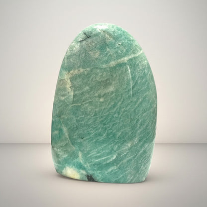 Amazonite Madagascar AA forme libre - 285g - La Boite à Cailloux