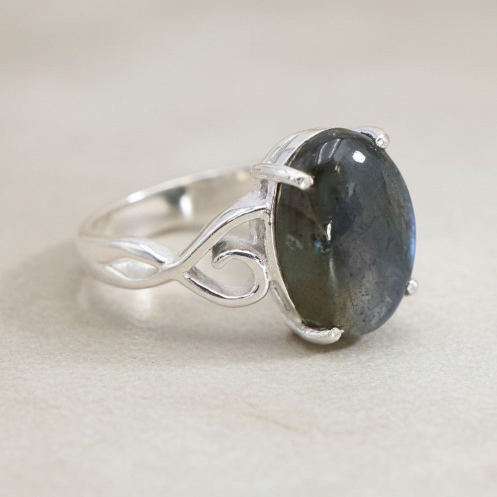 Bague labradorite Madagascar AA argent 925 - La Boite à Cailloux