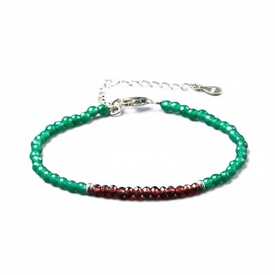 Green tinted agate bracelet with garnet faceted beads in 925 silver
