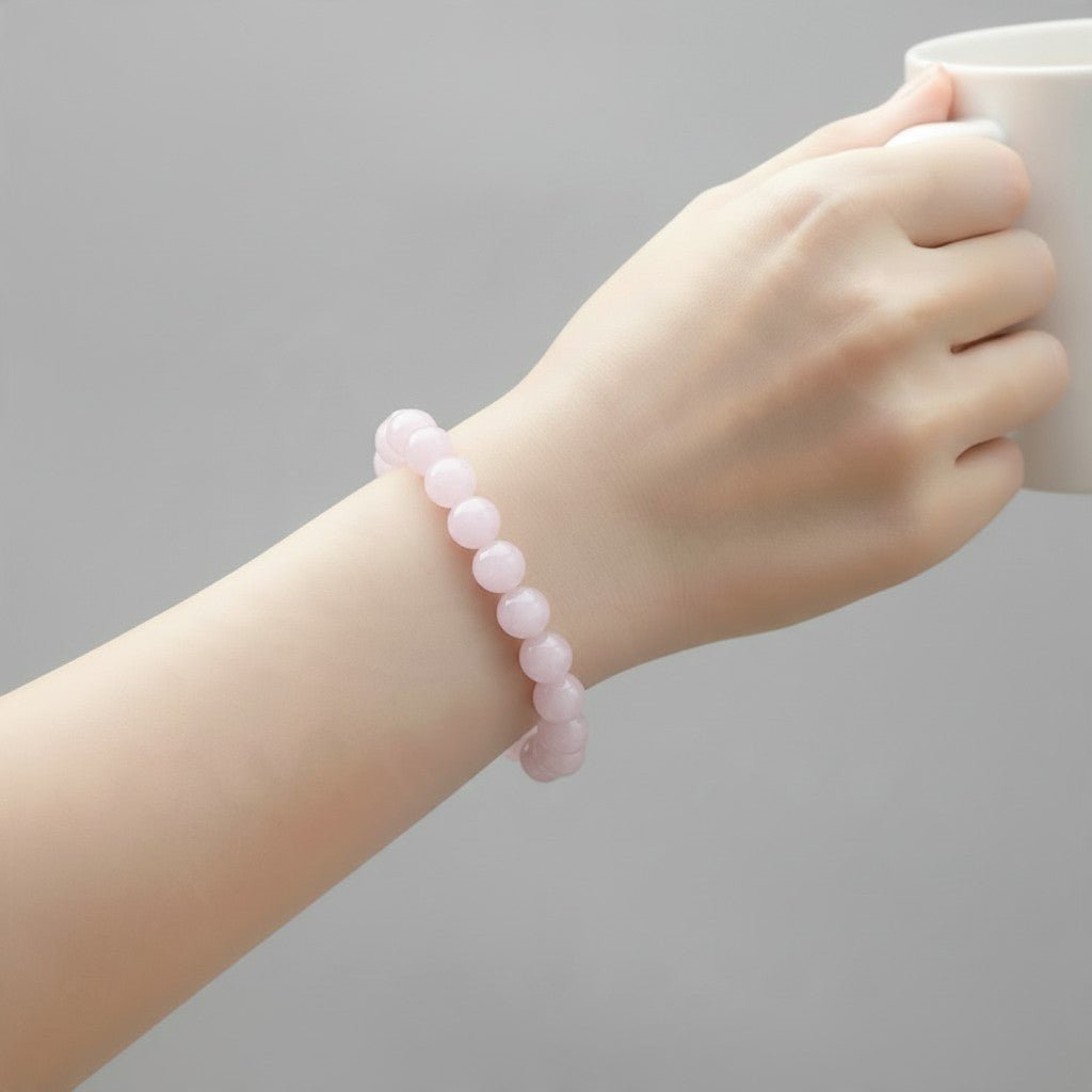Bracelet améthyste lavande Brésil A (boules 10mm) - La Boite à Cailloux