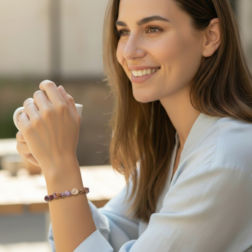 Bracelet cacoxénite Brésil AA (pierres roulées) - La Boite à Cailloux