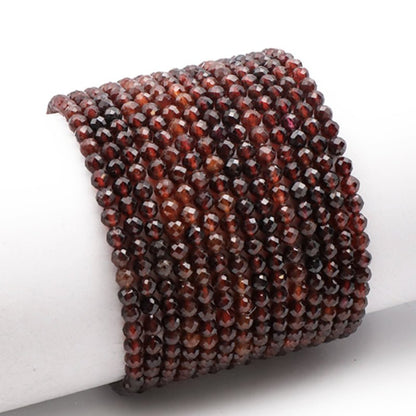 Bracelet grenat brun hessonite Etats - Unis A+ (perles facettées 3 - 4mm) - La Boite à Cailloux