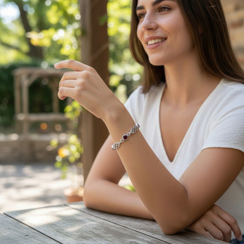 Bracelet grenat rouge almandin Inde AA argent 925 - La Boite à Cailloux
