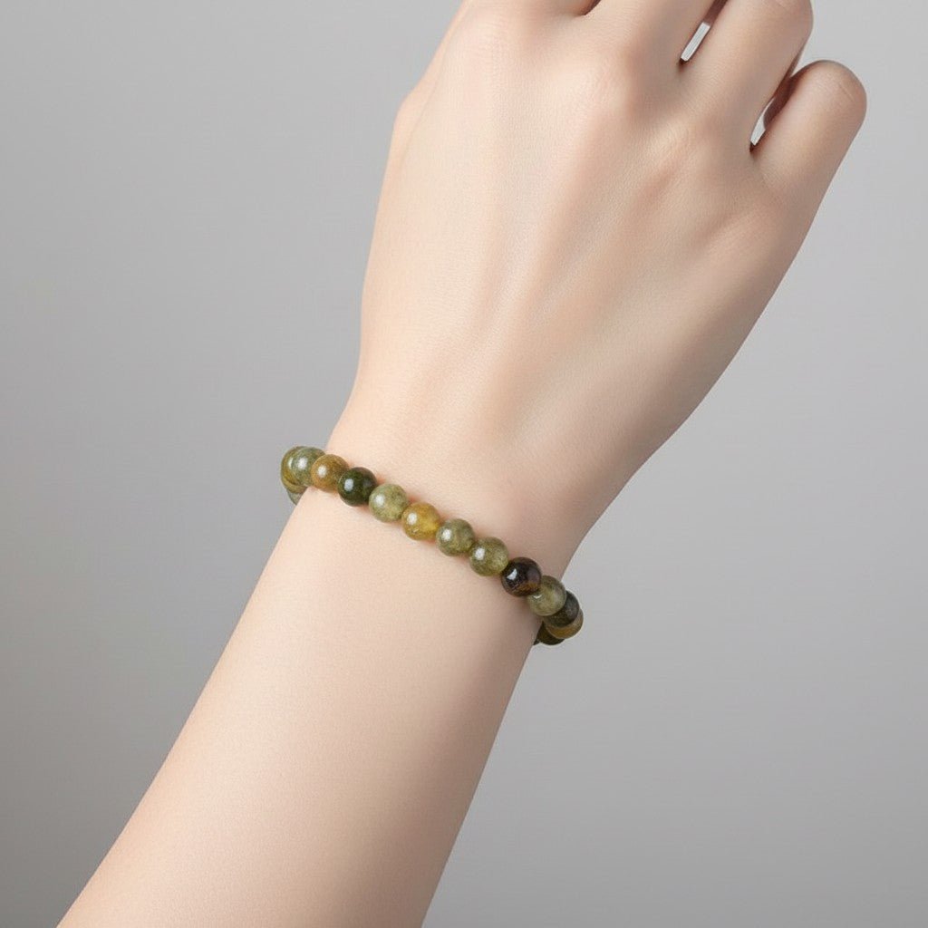Bracelet grenat vert Grossulaire Mali A+ (boules 5-6mm) - La Boite à Cailloux