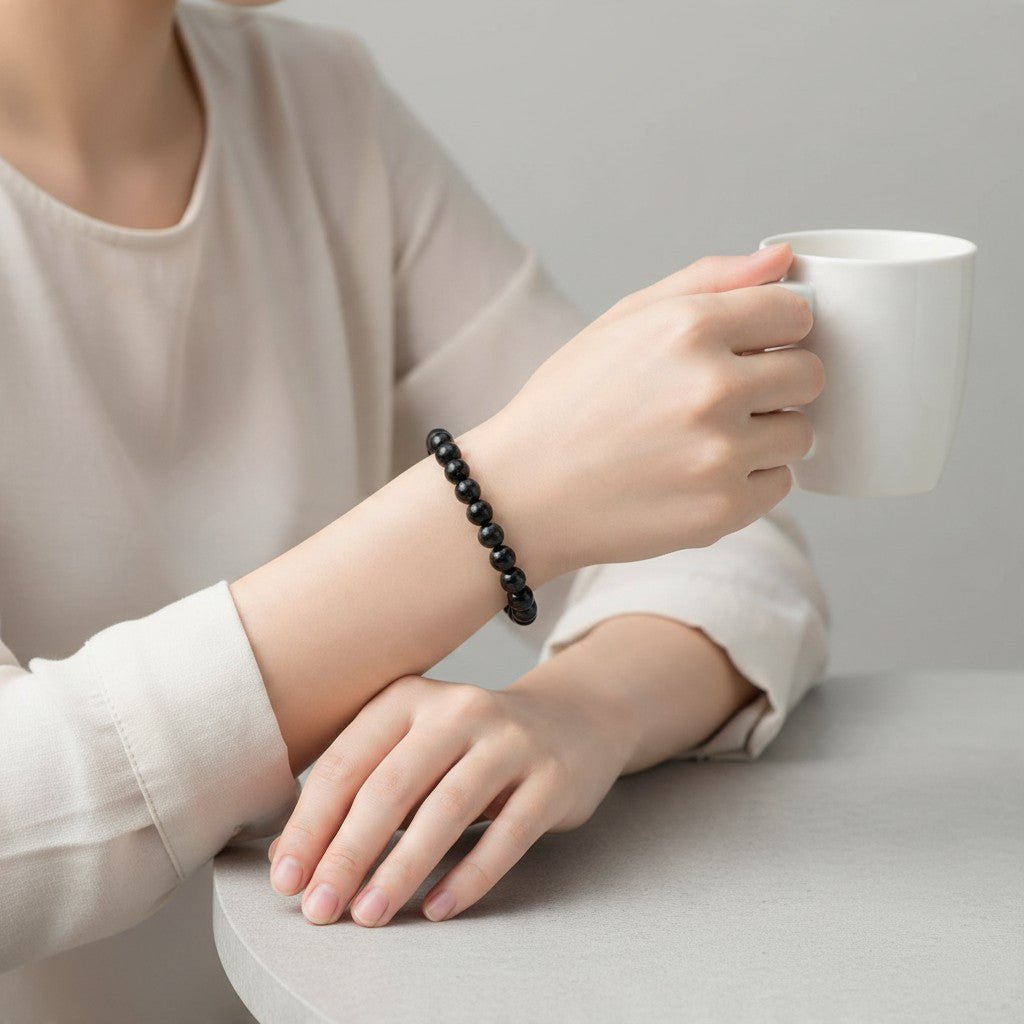 Bracelet hypersthène Canada A (boules 7-8mm) - La Boite à Cailloux