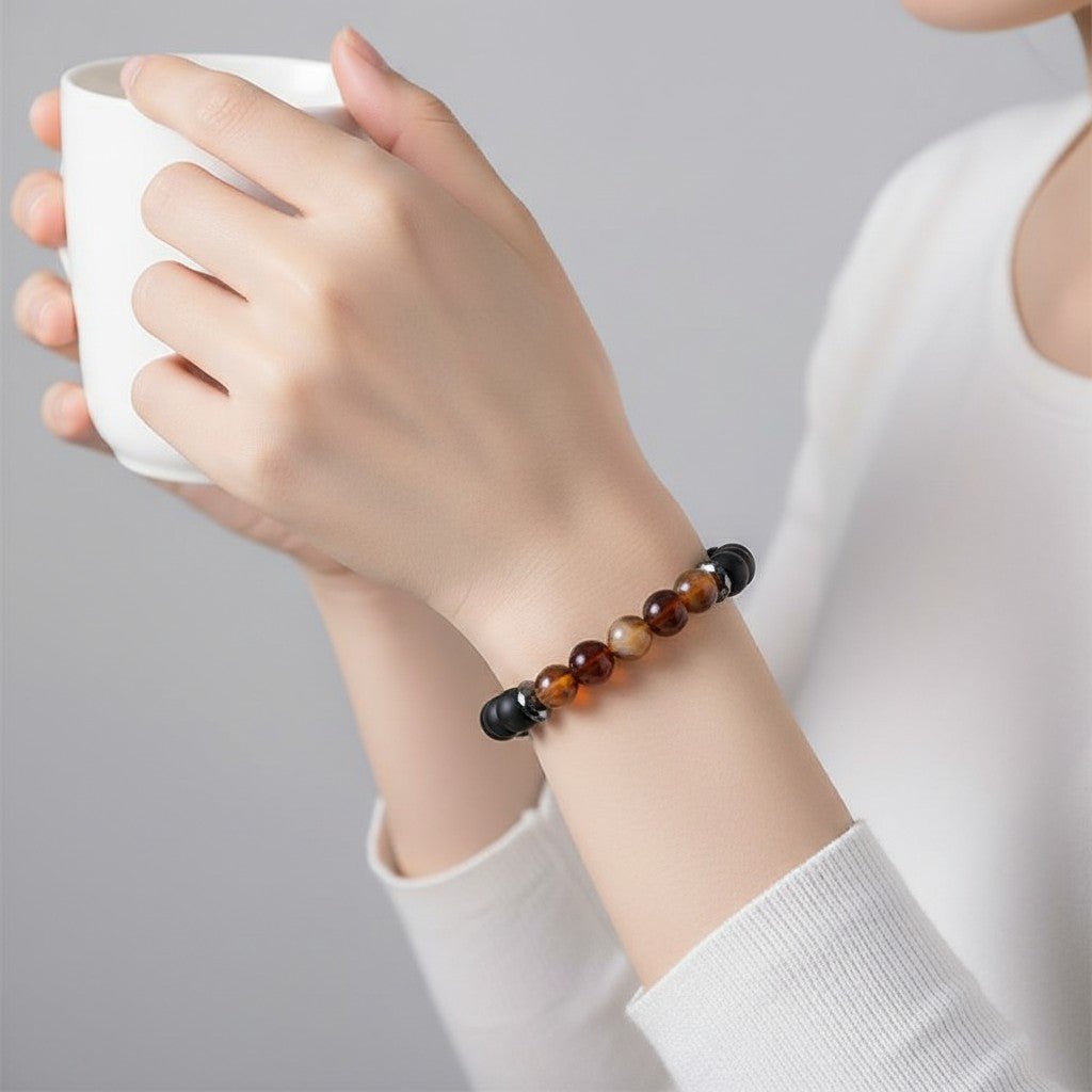 Bracelet Multi onyx dépoli et agate Brésil A (boules 7-8mm) - La Boite à Cailloux