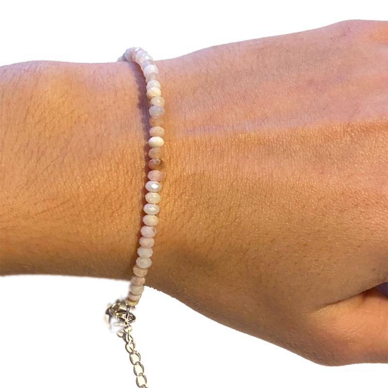 Bracelet opale rose perles facettées argent 925 - La Boite à Cailloux