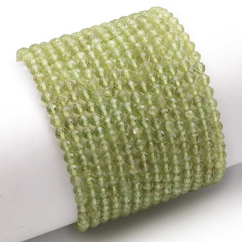 Bracelet péridot Inde A+ perles facettées 3 - 4mm - La Boite à Cailloux