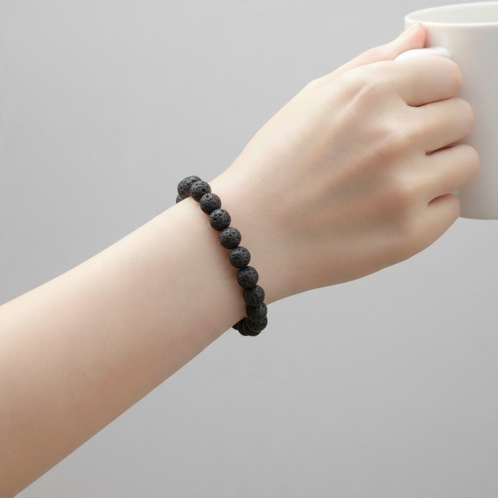 Bracelet pierre de lave Chine A (boules 7-8mm) - La Boite à Cailloux