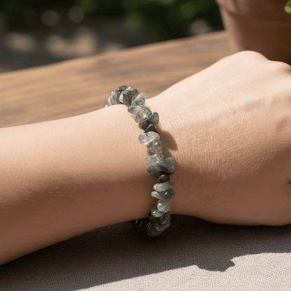 Bracelet quartz chlorite Brésil A (perles baroques) - La Boite à Cailloux