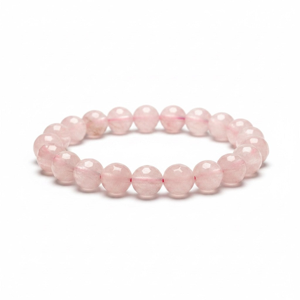 Bracelet quartz rose perles facettées 7 à 8 mm porté au poignet