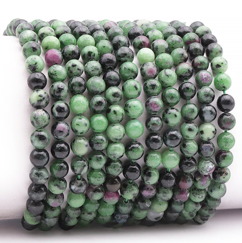 Bracelet taille enfants rubis sur zoisite (boules 5 - 6mm) - La Boite à Cailloux