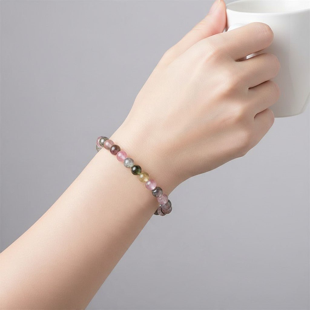 Bracelet tourmaline multicolore Brésil AA (boules 5-6mm) - La Boite à Cailloux