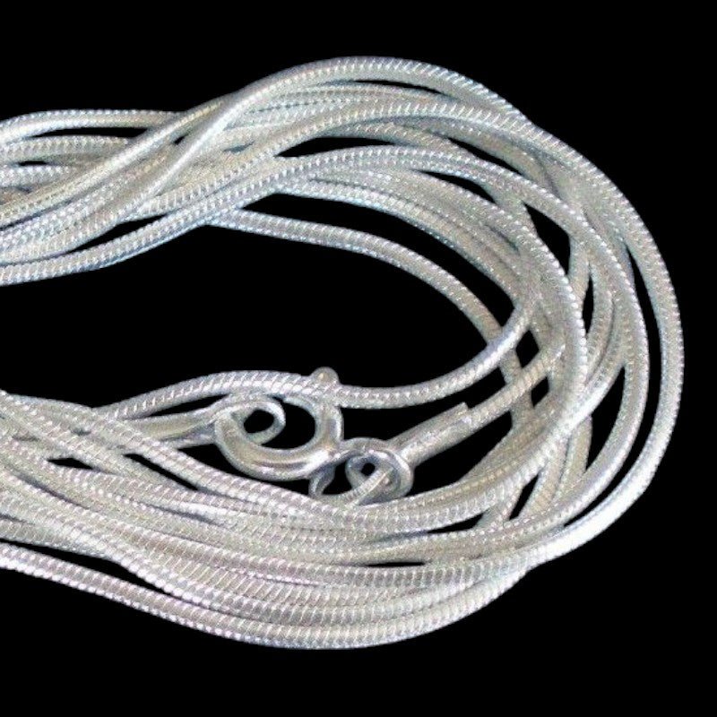 Chaine argent maille serpent 1mm - La Boite à Cailloux