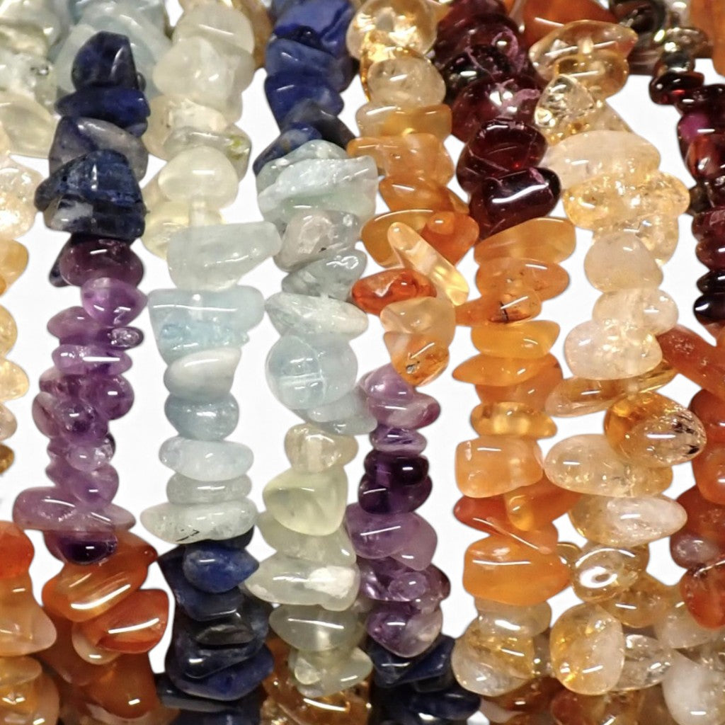 Détail des pierres naturelles du collier 7 chakras