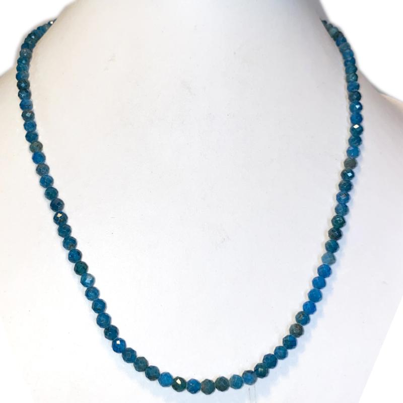 Collier apatite bleue Brésil AA (perles facettées 3 - 4mm) - 45cm - La Boite à Cailloux