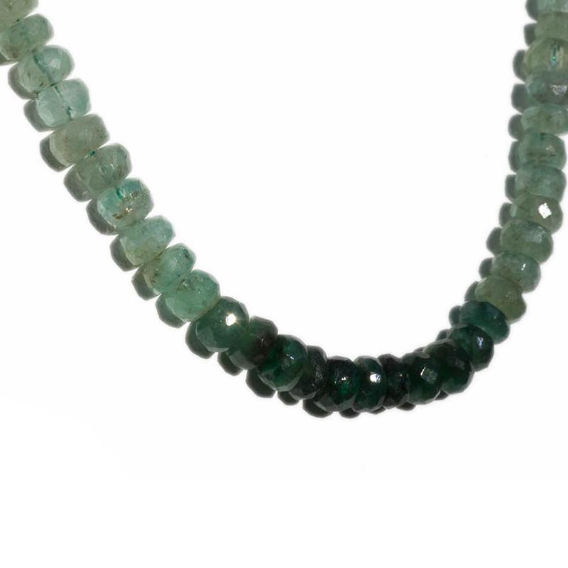 Collier Emeraude bicolore Brésil AA (perles facettées) - 46cm - La Boite à Cailloux