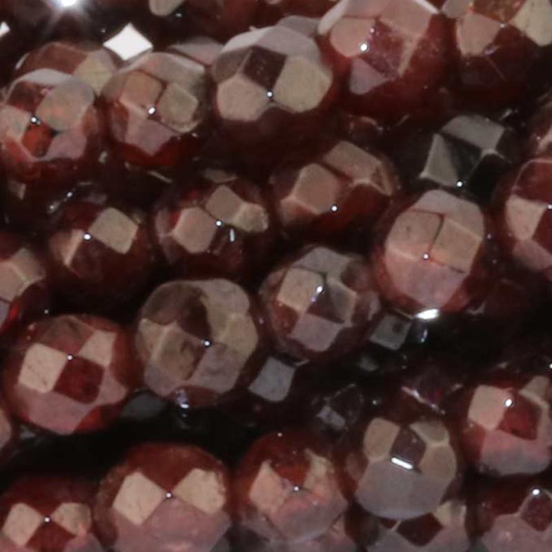 Collier grenat rouge almandin Inde AA (perles facettées 3 - 4mm) - 45cm - La Boite à Cailloux