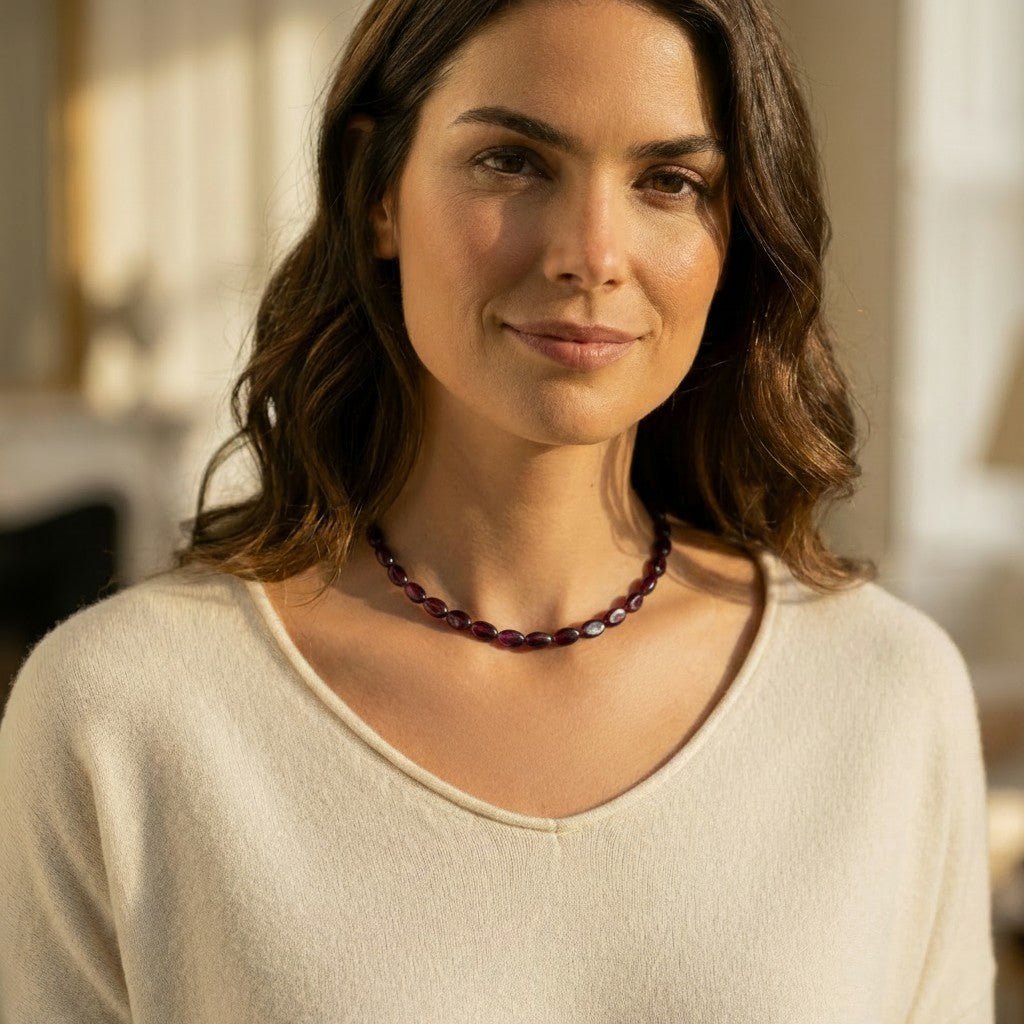 Collier grenat rouge almandin Inde AA (perles marquise) - 46cm - La Boite à Cailloux