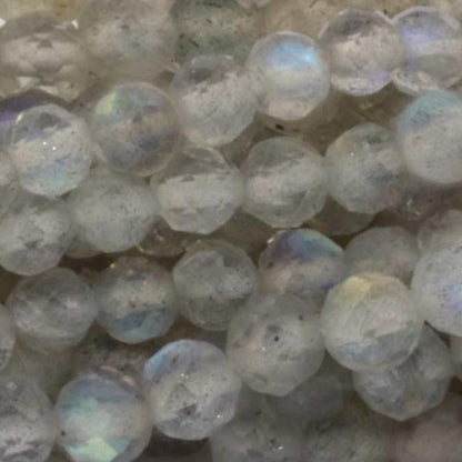 Collier labradorite Madagascar AA (perles facettées 3 - 4mm) - 45cm - La Boite à Cailloux