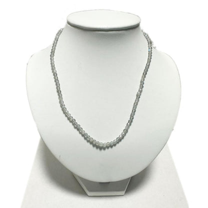 Collier labradorite Madagascar AA (perles facettées 3 - 4mm) - 45cm - La Boite à Cailloux