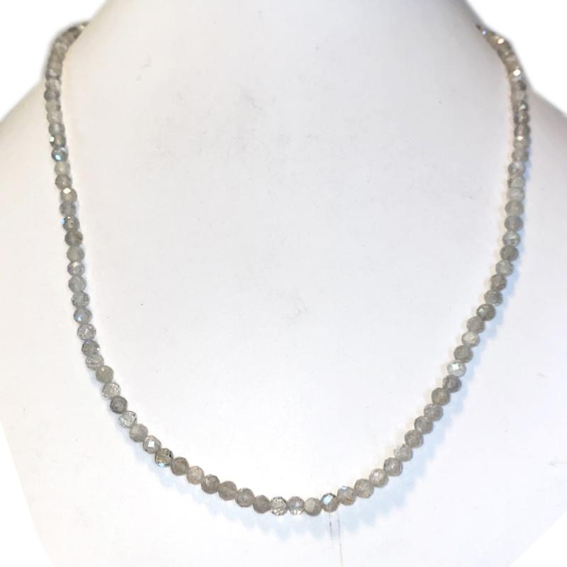 Collier labradorite Madagascar AA (perles facettées 3 - 4mm) - 45cm - La Boite à Cailloux