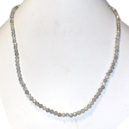 Collier labradorite Madagascar AA (perles facettées 3 - 4mm) - 45cm - La Boite à Cailloux