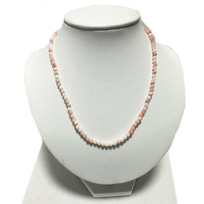 Collier opale rose Pérou AA (perles facettées 3 - 4mm) - 45cm - La Boite à Cailloux