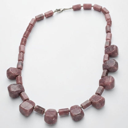 Collier rhodonite Australie A (pierres taillées) - La Boite à Cailloux